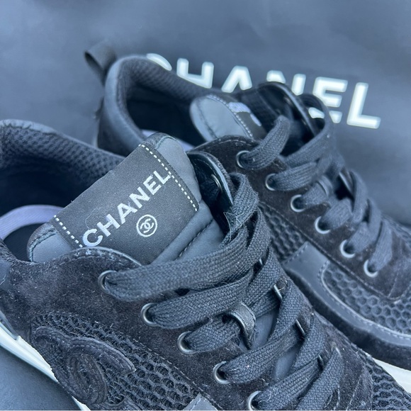 CHANEL Black & White Mesh Suede Calfskin Low-Cut Athletic Sneakers Shoes 38 - Picture 4 of 16